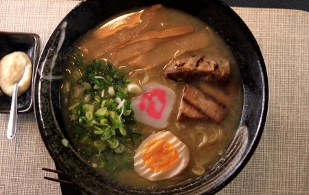 豚骨ラーメン
